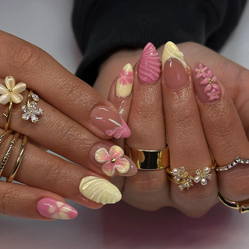 Pressed Flower Art - Almond Press on Nails Pink Cream