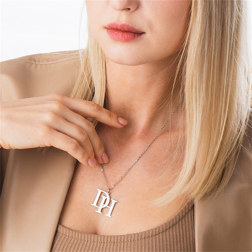 Couples Custom Initial Letter  - Birth Flower Necklace 리뷰 및 가격