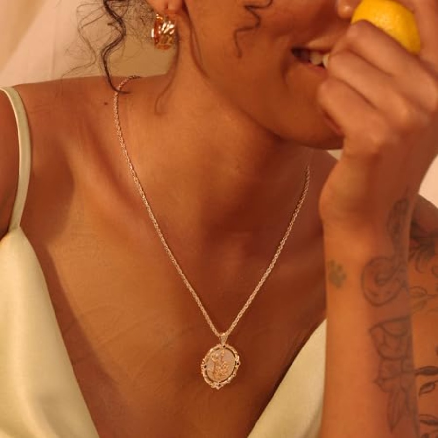 Fettero Gold Necklace for Wome - Birth Flower Necklace 리뷰 및 가격